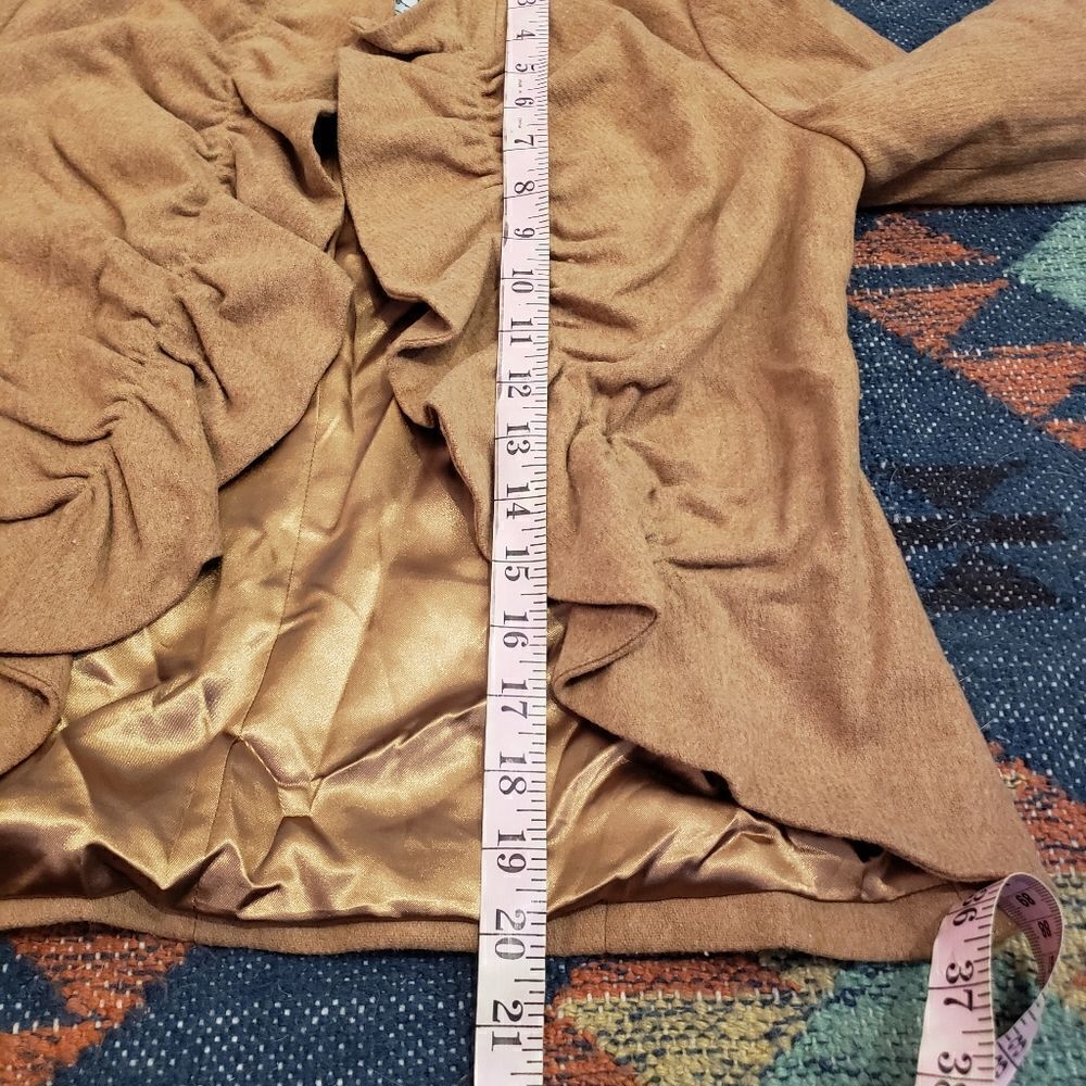 Tabitha Jacket - Picture 12 of 13
